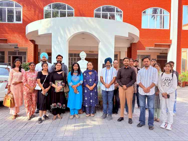 Lyallpur Khalsa College Students Visit Birdh Ashram to Inculcate Moral and Ethical Values