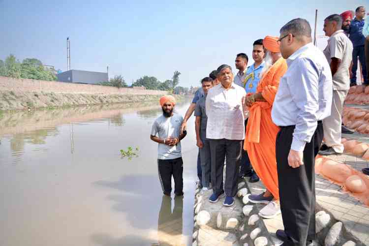Governor Gulab Chand Kataria oversees Buddha Dariya Rejuvenation efforts