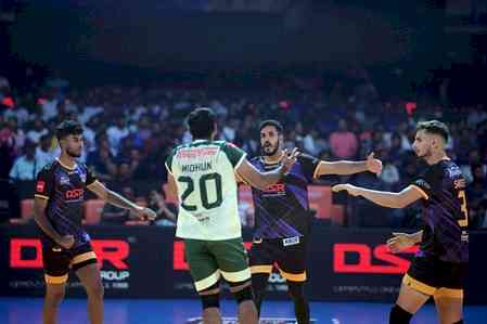 PVL 2025: Bengaluru Torpeodes beat Ahmedabad Defenders, book final against Mumbai Meteors
