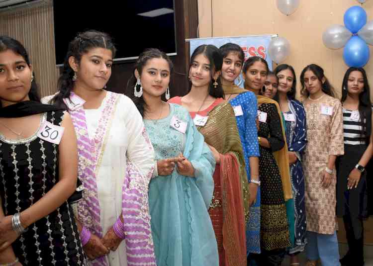 Lyallpur Khalsa College Organizes “SPARKLES 2025” — Orientation-cum-Welcome Party for First-Semester Students