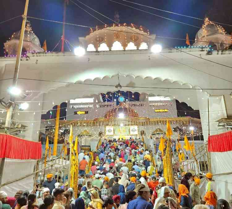 Faith, Food, and Fellowship: Four Bungalows Gurudwara Gears Up for a Grand Guru Nanak Jayanti