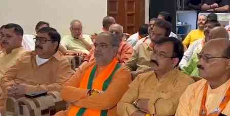 'Celebrate festivals responsibly': Say leaders as PM Modi highlights Chhath Puja, Diwali in ‘Mann Ki Baat’