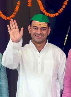 'I have blessings of my mother, father,' says Tej Pratap Yadav (IANS Exclusive)