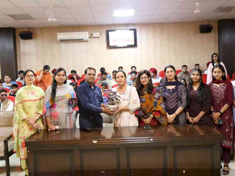 Lyallpur Khalsa College Organizes Enthusiastic Freshers’ Party to Welcome New Students
