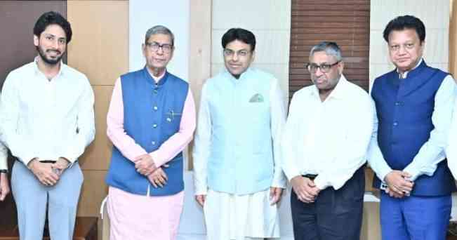बार एसोसिएशन, आईएमए और एसोसिएशन ऑफ इंडस्ट्रियलिस्ट्स के प्रतिनिधियों ने की राज्यपाल से भेंट