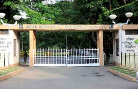 IIM Calcutta secures 100 pc summer placements for 62nd MBA batch