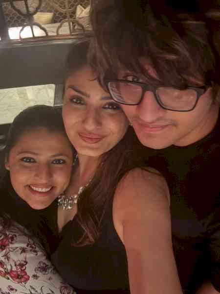 Raveena Tandon drops fun glimpses from her 'birthday surprise lunches & dinners'