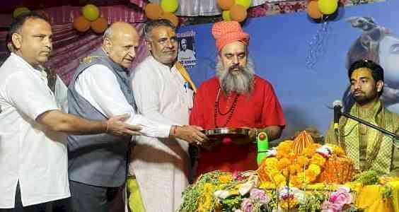 श्रीमद्भागवत कथा के पांचवें दिन किया श्रीकृष्ण की बाल लीलाओं का बखान