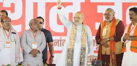 ‘No vacancy for sons of Sonia & Lalu’: HM Amit Shah