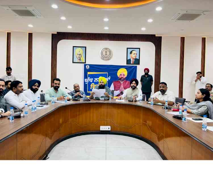 Anandpur Sahib MP chairs meeting with administration, VDCs, and WDCs to intensify anti-drug campaign