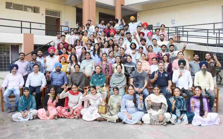 Lyallpur Khalsa College Wins Runner-up Trophy in GNDU Zonal Youth Festival