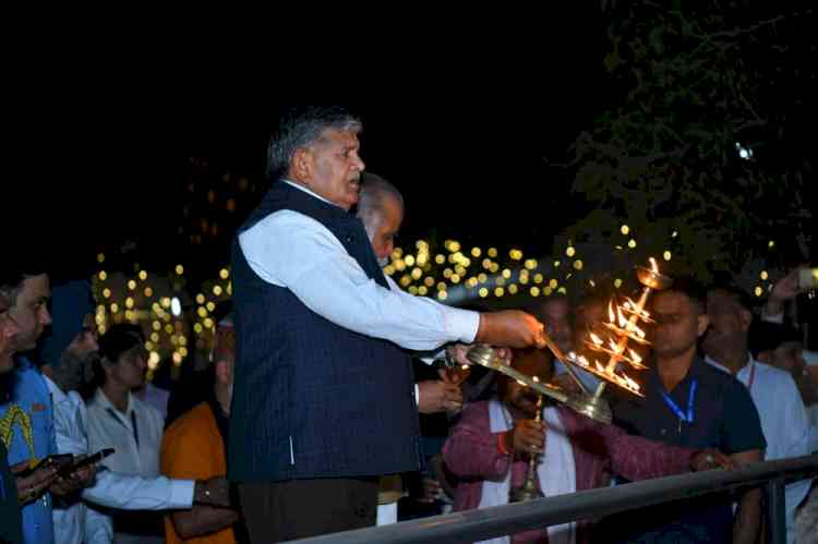 2,000 ghee lamps lit during Gopashtami at world first Maat Pitaah Temple in Mohali