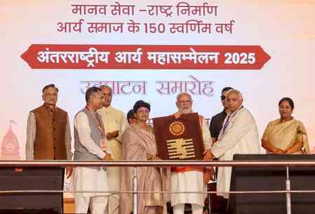 PM Modi urges Arya Samaj to drive Swadeshi revival