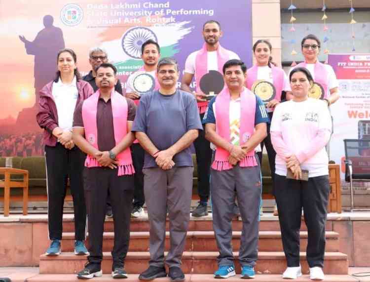 सरदार पटेल का एकजुट और मजबूत भारत का दृष्टिकोण राष्ट्रीय भावना की आधारशिलाः डॉ. अमित आर्य