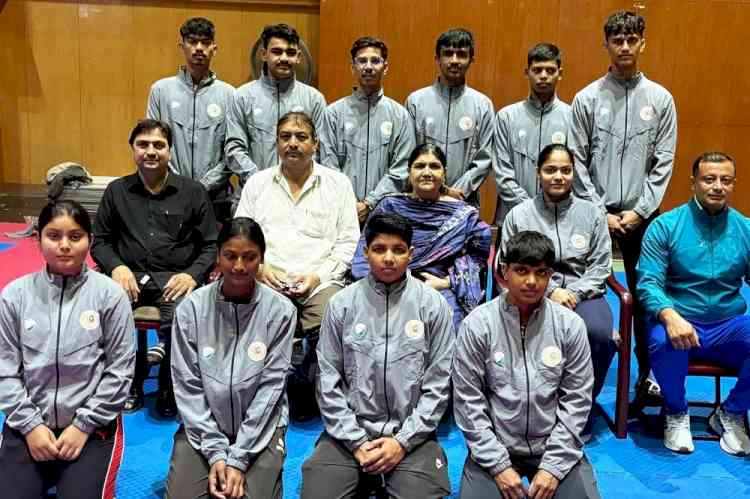 ऑल इंडिया इंटर यूनिवर्सिटी टूर्नामेंट में भाग लेगी एमडीयू की फेंसिंग टीम