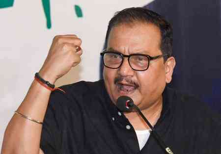 Bihar polls: Manoj Jha cries foul over cash transfer