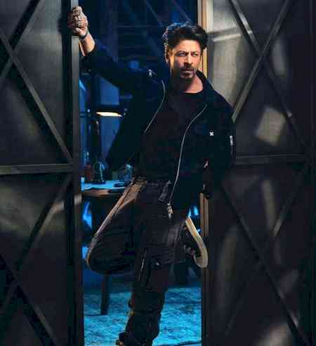 SRK rocks silver-haired look in ‘King’ title announcement on milestone birthday