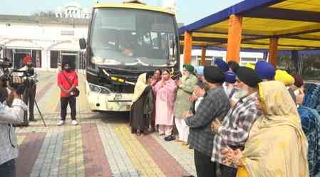170 Sikh devotees depart from Rakabganj Gurdwara to Pakistan ahead of Guru Nanak jayanti
