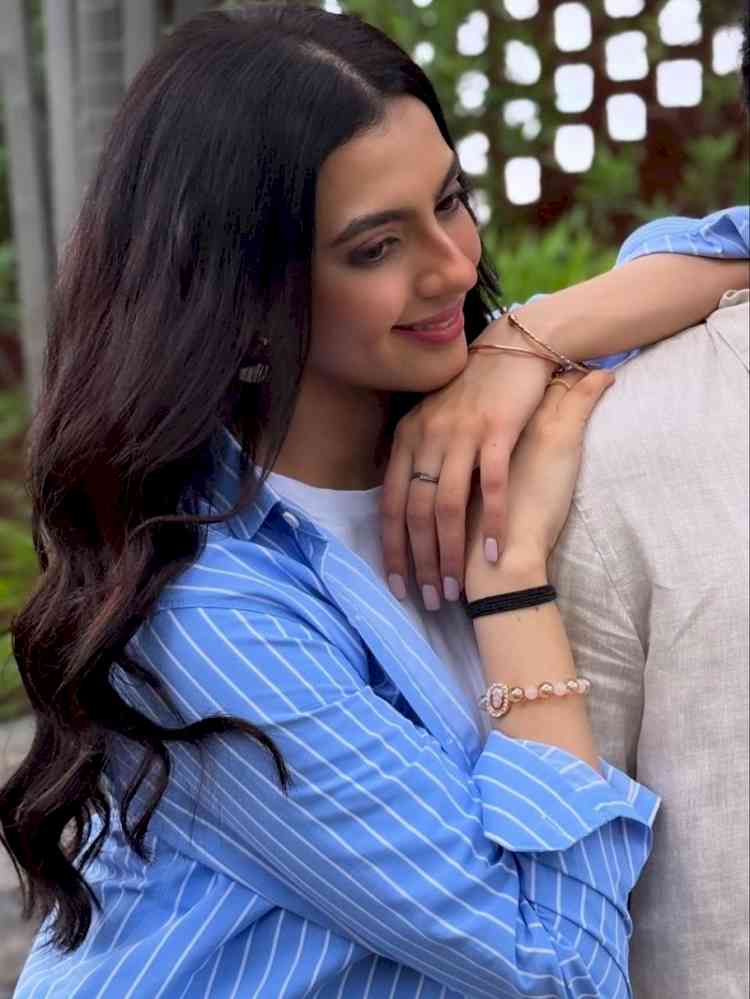 Kashika Kapoor Makes a Heartfelt Punjabi Debut with “HER” 