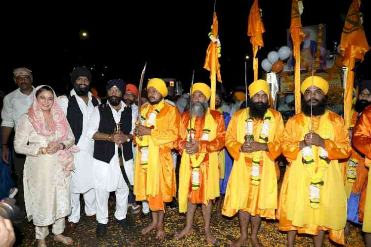 Guru Nanak Prakash Parv: Nagar Kirtan Echoes with the Chant of “Waheguru”