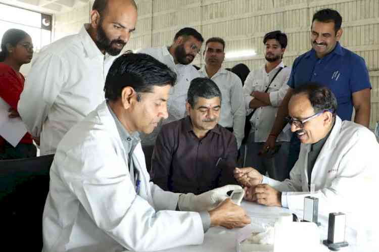 सुपवा में आयोजित स्वास्थ्य जांच शिविर में 350 से अधिक की जांच