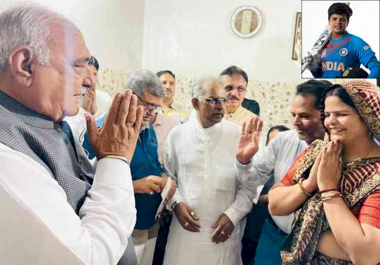 वर्ल्ड कप विजेता क्रिकेटर शेफाली वर्मा को ढाई करोड़ इनाम और उच्च पद पर नियुक्ति देने की मांग की पूर्व सीएम हुड्डा ने