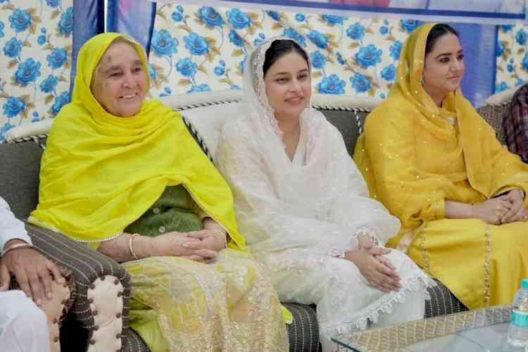 Dr. Gurpreet Kaur and CM Mann's mother Campaign for AAP candidate Harmeet Singh Sandhu