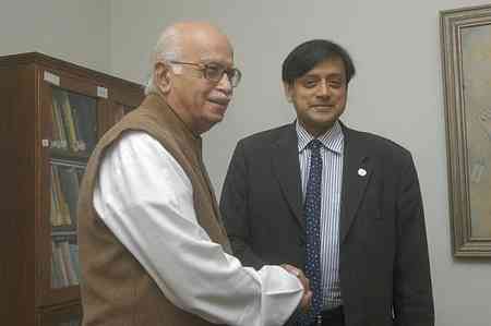 ‘True statesman’: Shashi Tharoor extends birthday wishes to LK Advani