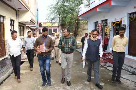 Rajasthan SIR: Barmer, Chittorgarh lead in voter count form distribution