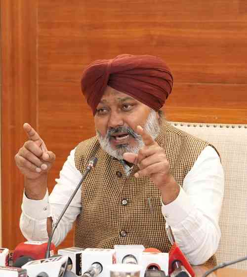 Punjab Finance Minister Harpal Singh Cheema condemns brutality on PU Students; Warns BJP against disturbing state harmony