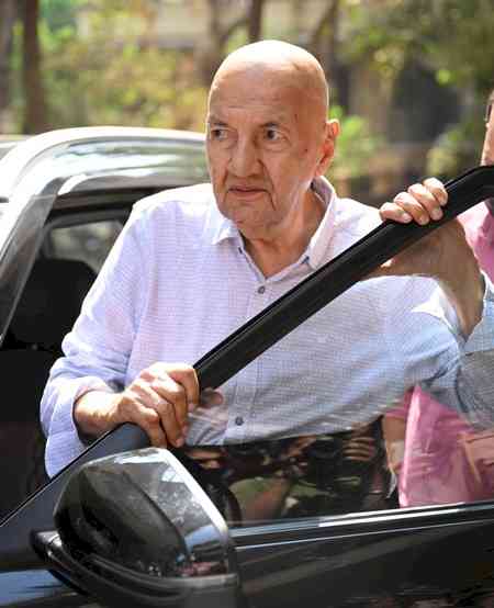 Prem Chopra recuperating well after being admitted to hospital owing to viral infection