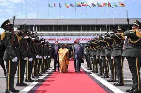 President Murmu departs for Botswana after concluding successful Angola visit