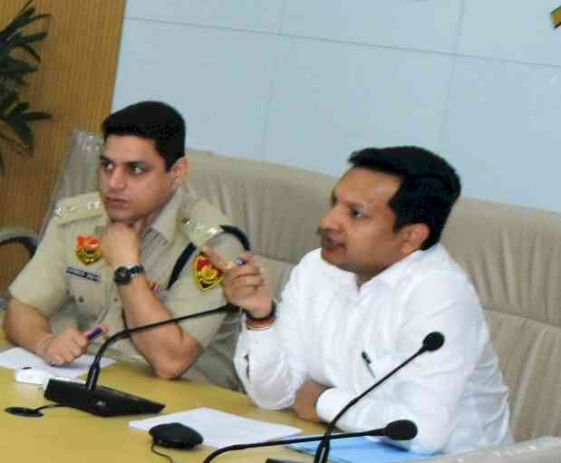 चिन्हित अपराध के मामलों की अदालत में करें उचित पैरवीः उपायुक्त सचिन गुप्ता