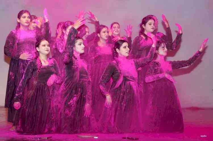 KMV Collegiate Sr. Sec. School celebrates talent & creativity during KMV Charisma 2025