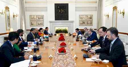 India and Spain review bilateral ties, discuss issues of mutual concern