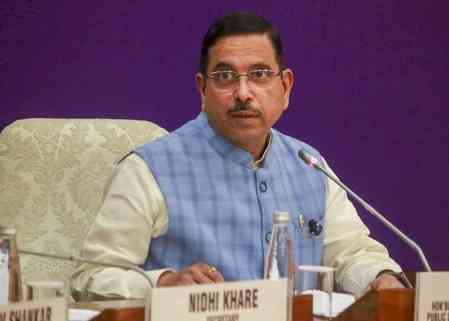 Cong stooping to dirty politics: Union Minister Joshi on linking Delhi blast with Bihar polls