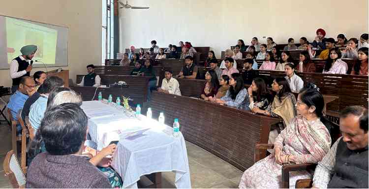 Workshop on “Decoding Overthinking” by Psychotherapist Supreet Dhiman