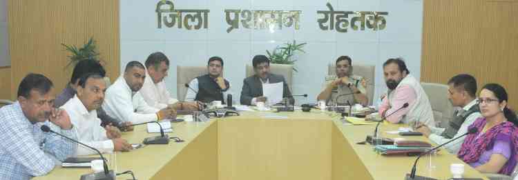 हरियाणा समाधान प्रकोष्ठ द्वारा समाधान शिविरों की शिकायतों के निपटारे की वर्चुअल समीक्षा