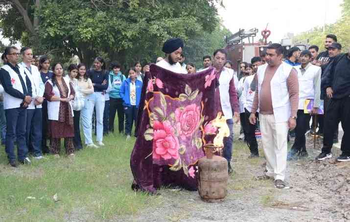 फर्स्ट एड और आपदा प्रबंधन का एक दिवसीय प्रशिक्षण कार्यक्रम आयोजित