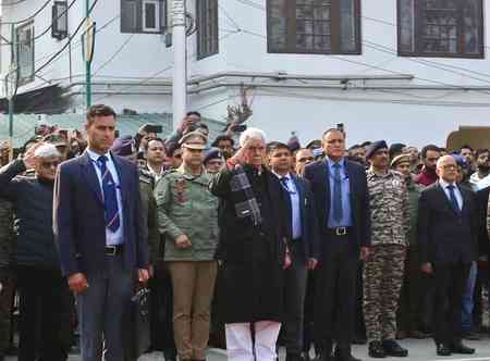 L-G Manoj Sinha lauds J&K Police for busting interstate terror module