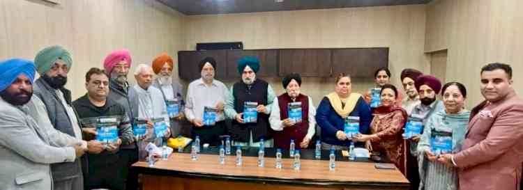 ਅੰਤਰ - ਰਾਸ਼ਟਰੀ  ਪੱਧਰ ਤੇ ਪੰਜਾਬੀ ਭਾਸ਼ਾ ਵਿਕਾਸ ਲਈ ਸਾਹਿੱਤਕ ਤੇ ਸੱਭਿਆਚਾਰਕ ਸੱਸਥਾਵਾਂ ਦਾ ਆਪਸੀ ਸਹਿਯੋਗ ਜ਼ਰੂਰੀ- ਪ੍ਹੋ. ਗੁਰਭਜਨ ਸਿੰਘ ਗਿੱਲ