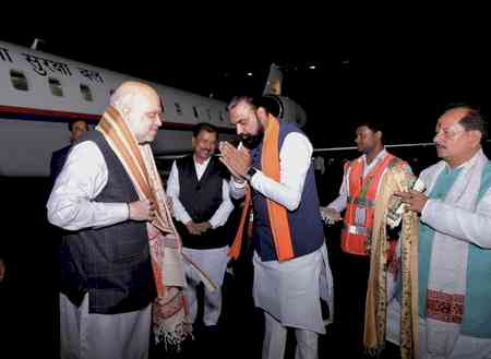 HM Amit Shah in Patna to attend swearing-in of Nitish Kumar