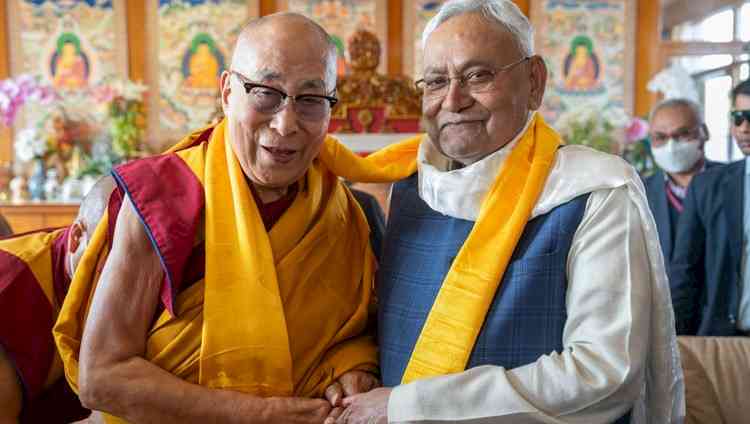 Dalai Lama Congratulated Nitish Kumar