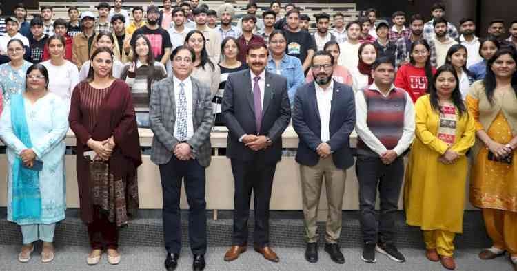 जम्मू कश्मीर व लद्दाख के विद्यार्थियों के साथ विशेष -विचार-विमर्श कार्यक्रम आयोजित