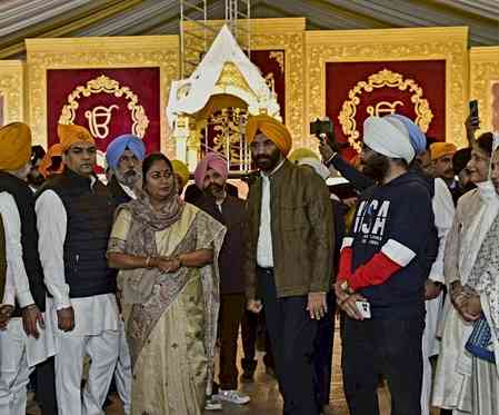 Delhi CM inspects Red Fort area ahead of 350th martyrdom anniversary of Guru Tegh Bahadur