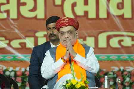 'Copying policies won't work', says HM Amit Shah; slams Cong in Gujarat