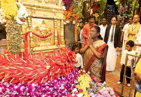 President Droupadi Murmu reaches Tirumala to offer prayers at Sri Venkateswara Temple