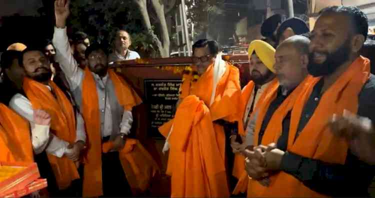 MLA Bagga inaugurates fancy street lights installed alongside 'Buddha Dariya' 