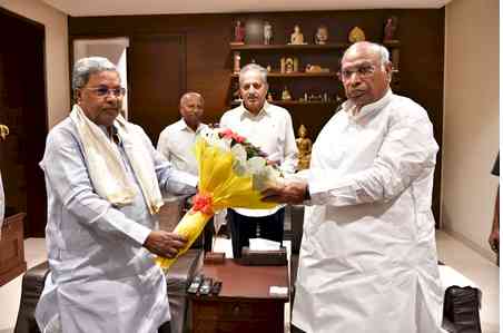 Leadership crisis: K'taka CM meets Kharge, says high command's decision final; calls meeting cordial