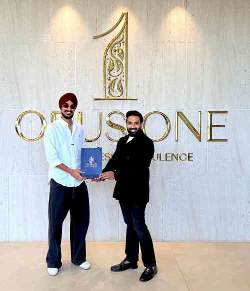 Ace Indian Pacer Arshdeep Singh Visits 'Opus One'